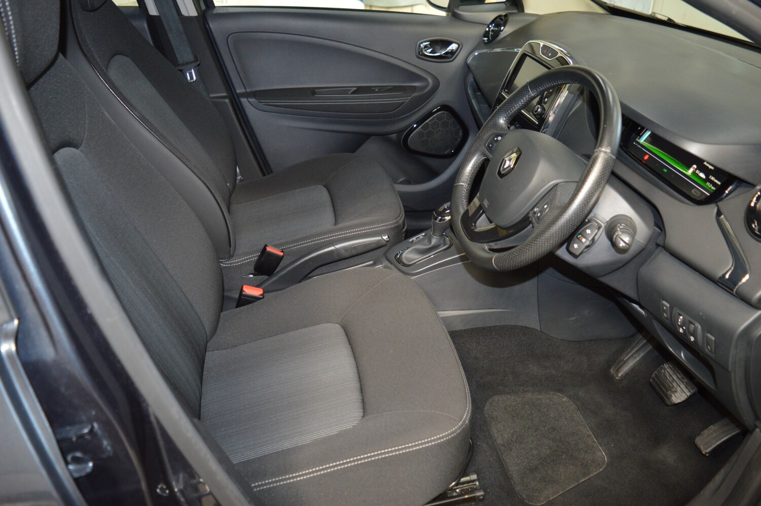 Used Renault Zoe 2019 for sale - 75922316: Photo 8