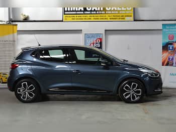 Used Renault Clio 2019 for sale - 79854879: Photo