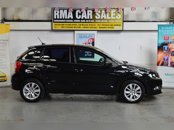 Used Volkswagen Polo 2014 for sale - 75712912: Photo