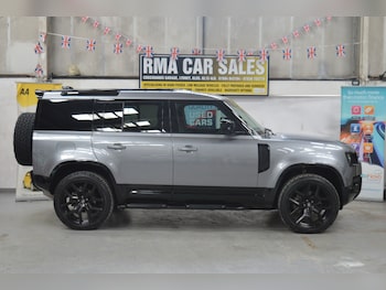 Used Land Rover Defender 2023 for sale - 78596590: Photo
