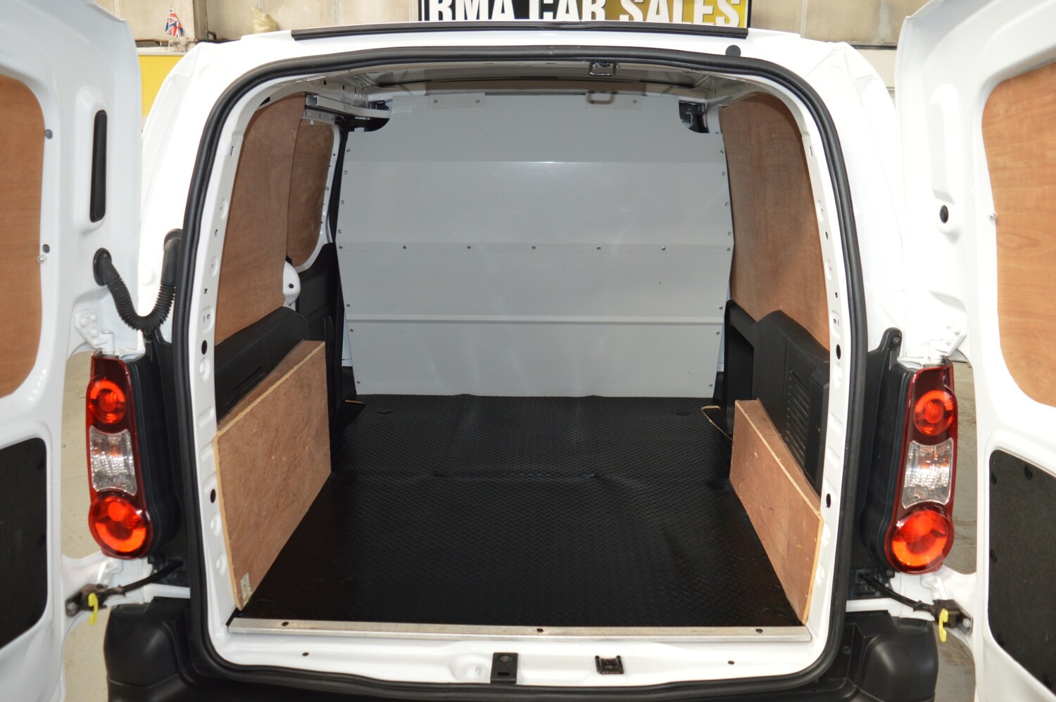 Used Peugeot Partner 2017 for sale - 77964726: Photo 20