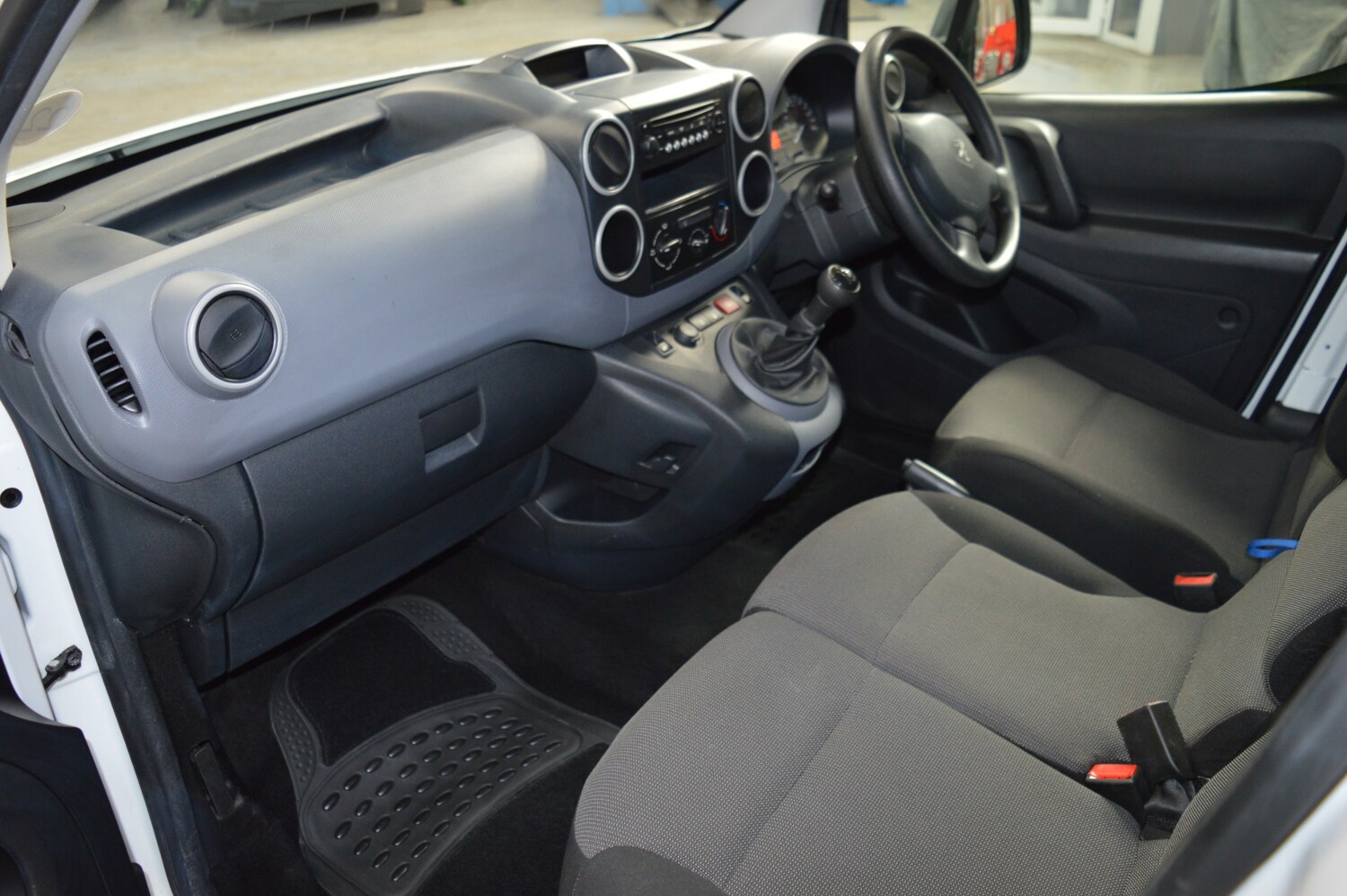 Used Peugeot Partner 2017 for sale - 77964726: Photo 9