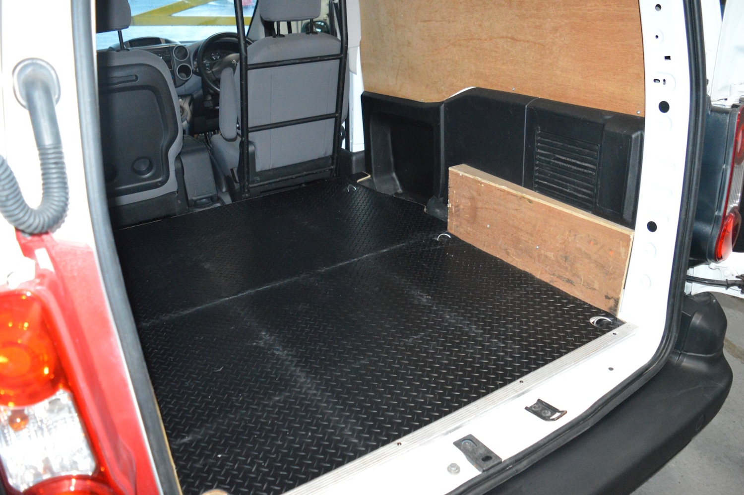 Used Peugeot Partner 2016 for sale - 76891655: Photo 18