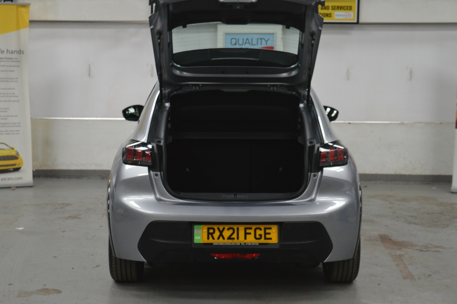 Used Peugeot E-208 2020 for sale - 78199037: Photo 17