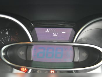 Used Renault Clio 2024 for sale - 76464510: Photo