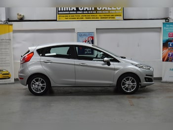 Used Ford Fiesta 2016 for sale - 79547909: Photo