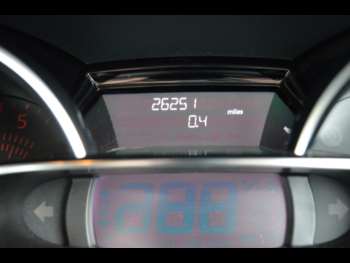 Used Renault Clio 2019 for sale - 70198742: Photo