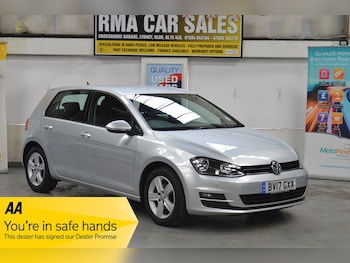 Volkswagen - Golf
