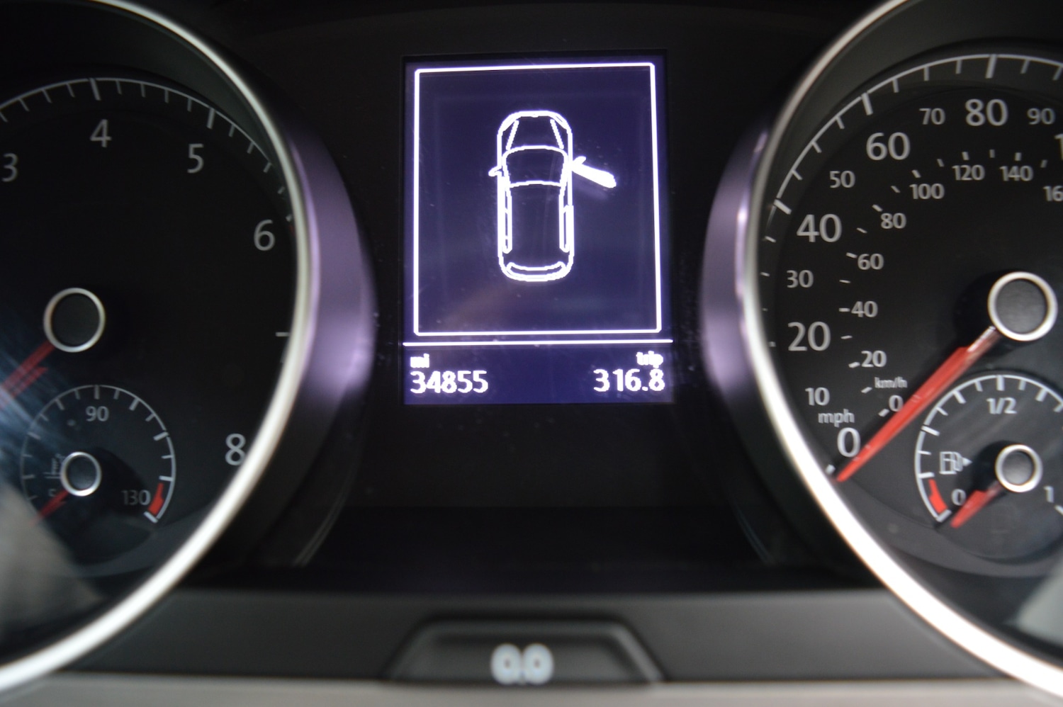 Used Volkswagen Golf 2017 for sale - 76117156: Photo 3