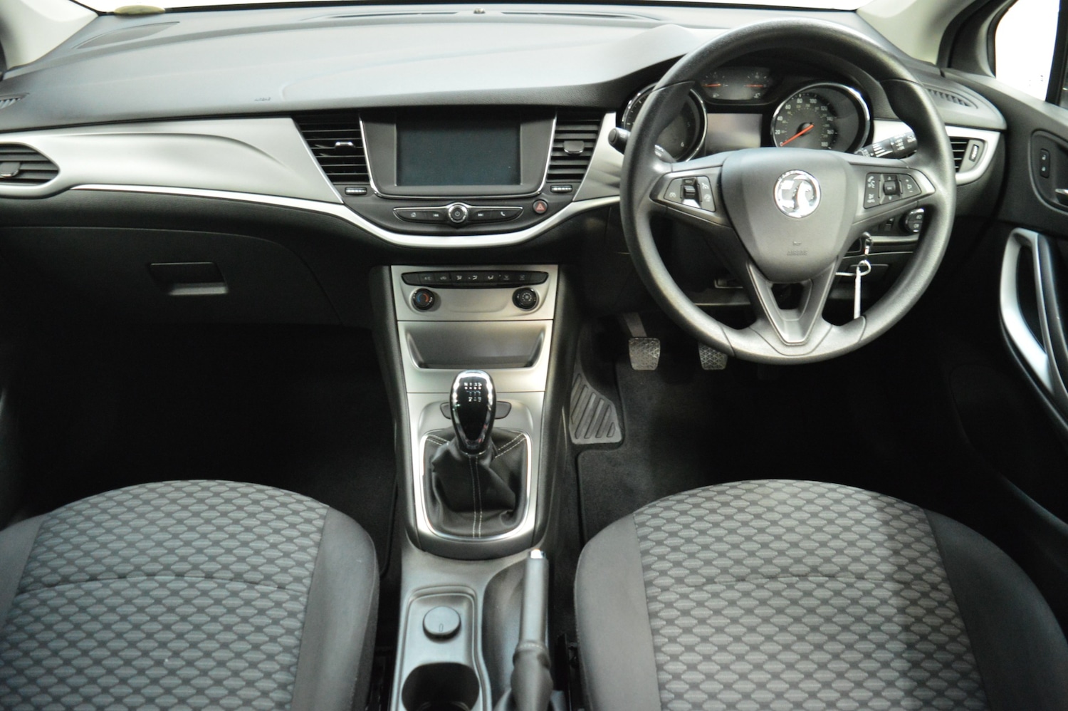 Used Vauxhall Astra 2018 for sale - 77245335: Photo 9