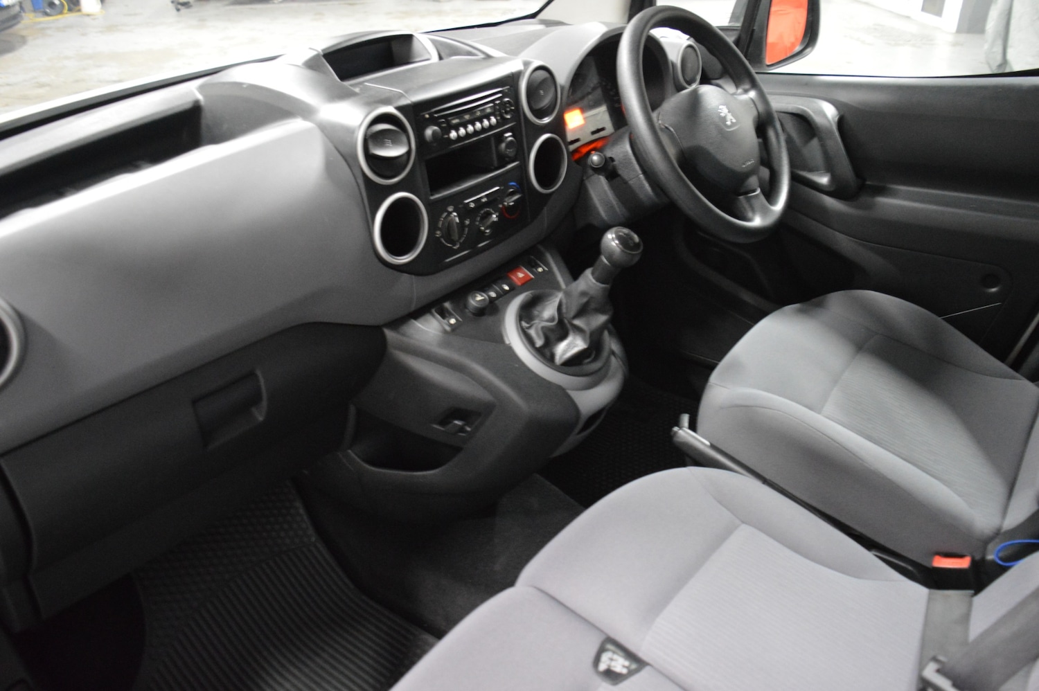 Used Peugeot Partner 2013 for sale - 76908271: Photo 12