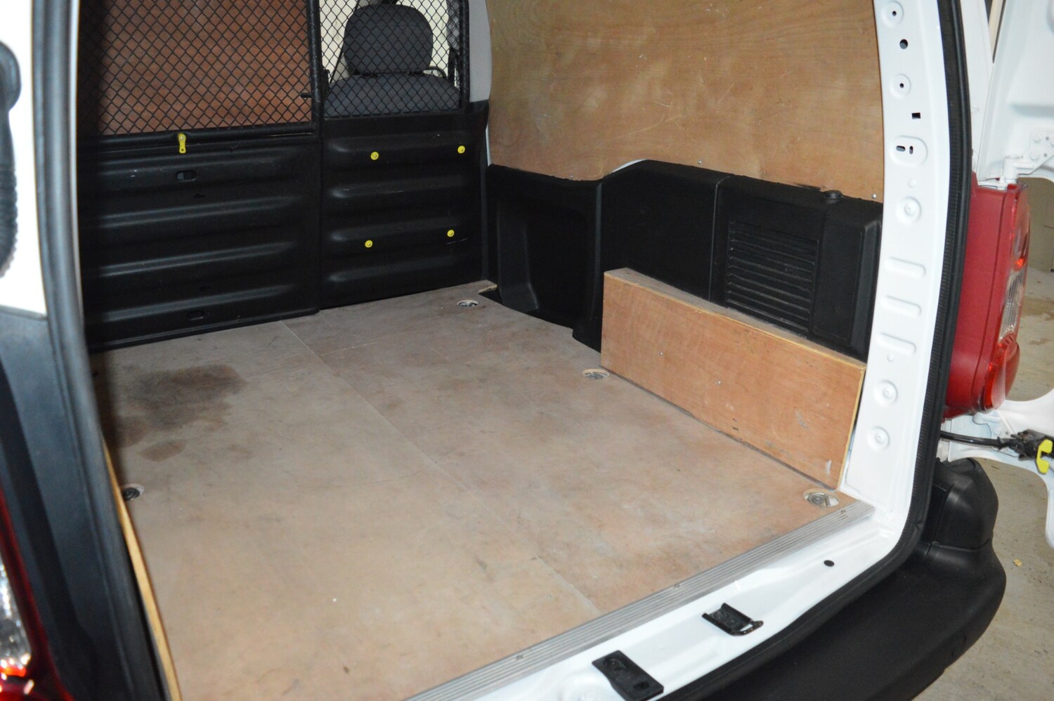 Used Peugeot Partner 2013 for sale - 76908271: Photo 21