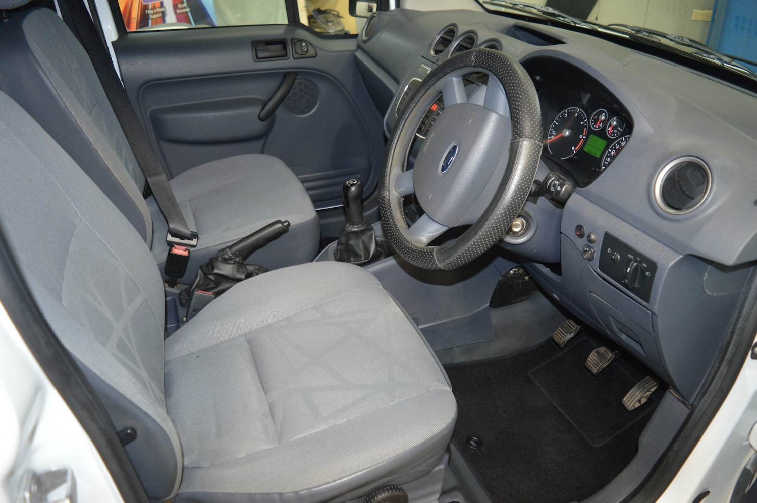 Used Ford Transit Connect 2011 for sale - 76332160: Photo 7