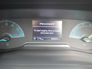 Used Peugeot E-208 2020 for sale - 77517410: Photo