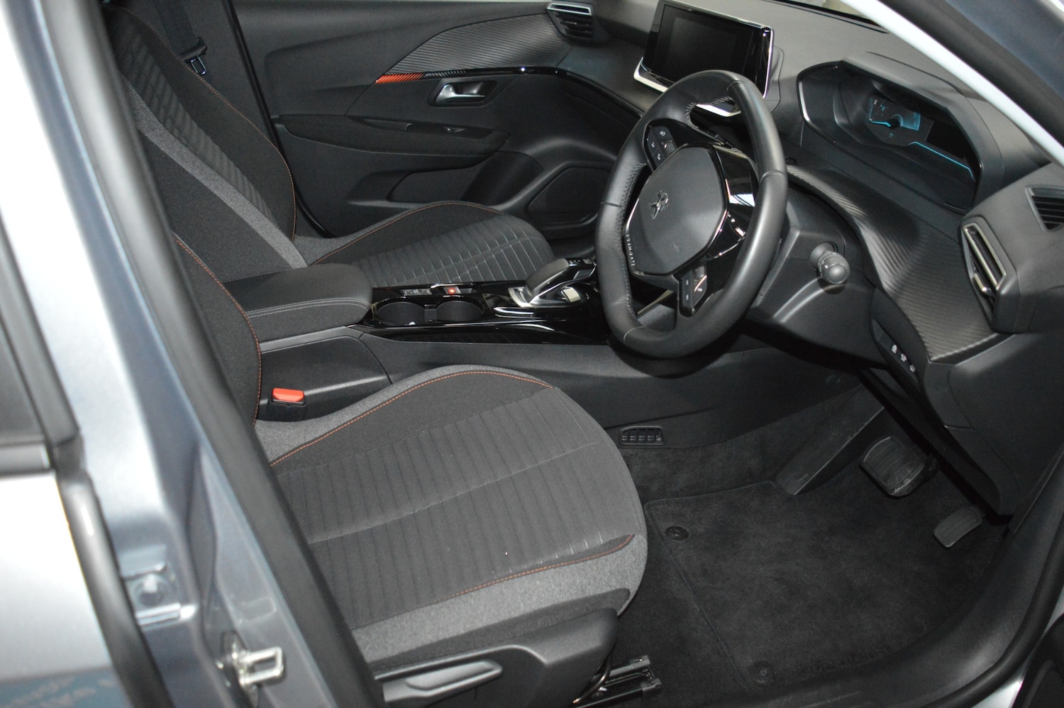 Used Peugeot E-208 2020 for sale - 77461473: Photo 8