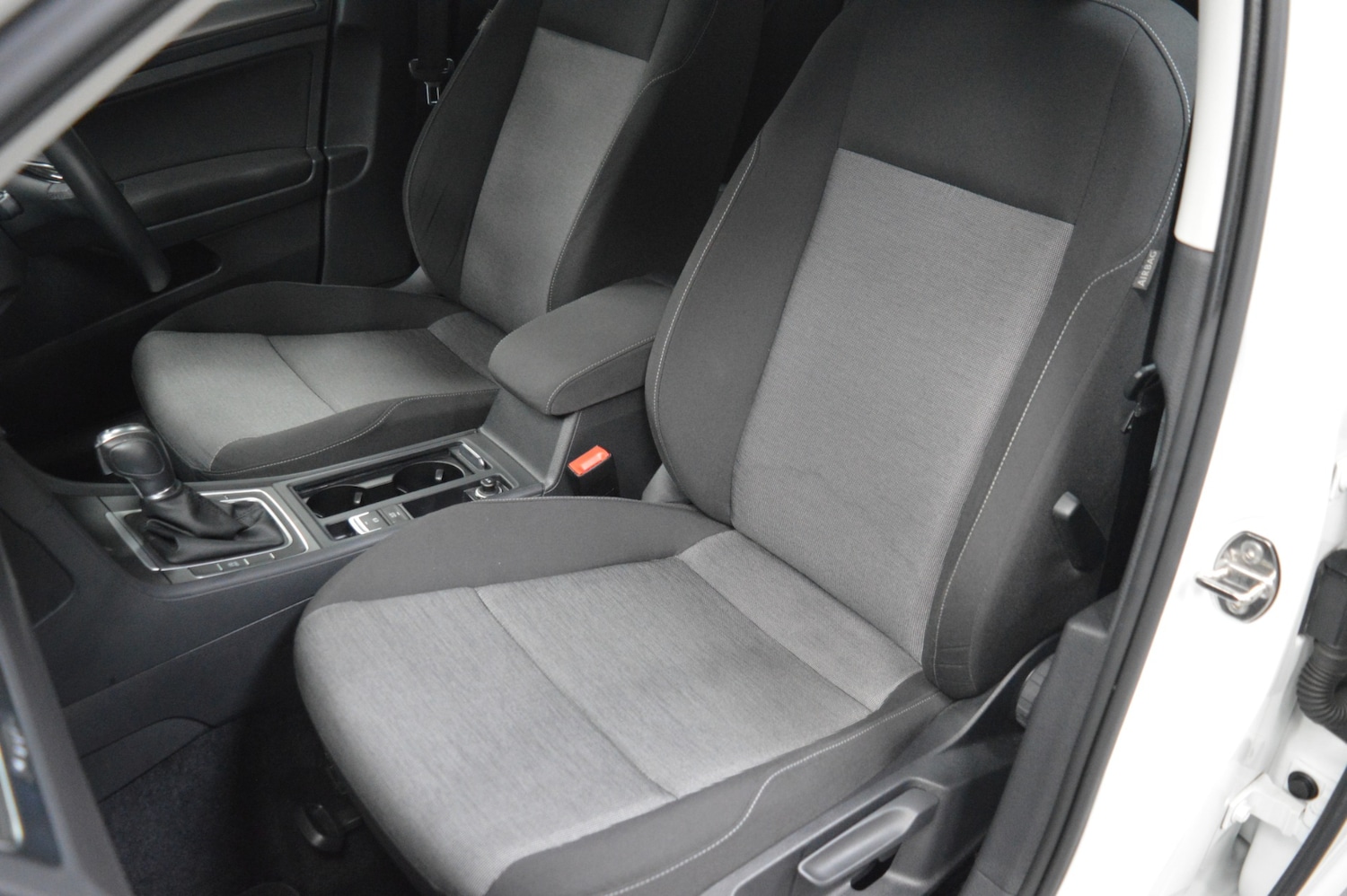 Used Volkswagen Golf 2014 for sale - 76319133: Photo 12