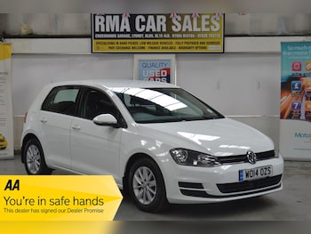 Volkswagen - Golf