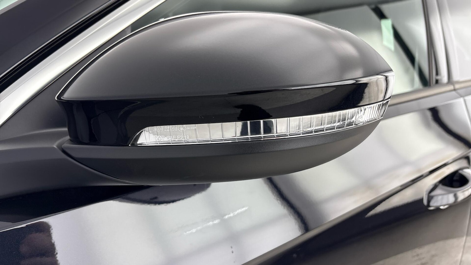 Used Volkswagen T-Roc 2025 for sale - 77760900: Photo 34