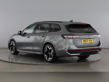 Used Volkswagen Passat 2025 for sale - 77602169: Photo