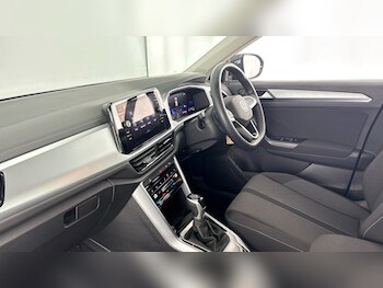 Used Volkswagen T-Roc 2023 for sale - 78615266: Photo