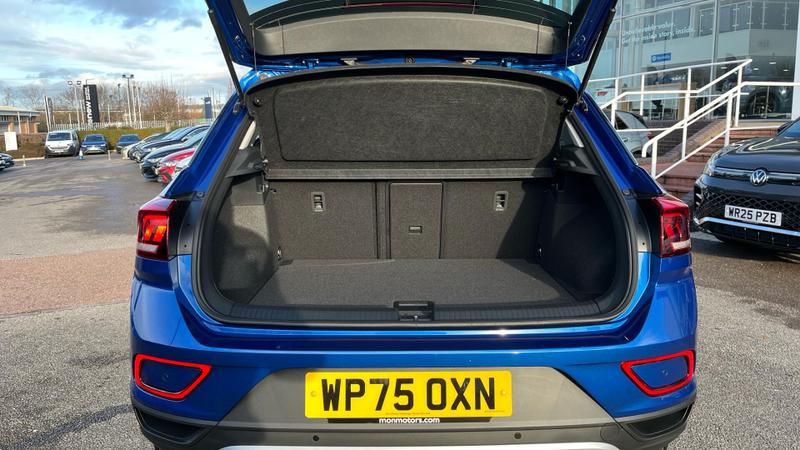Used Volkswagen T-Roc 2025 for sale - 77211120: Photo 10