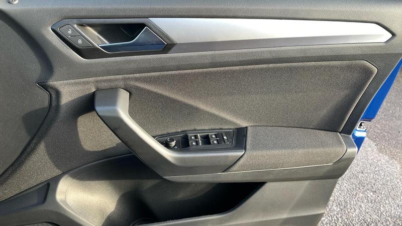 Used Volkswagen T-Roc 2025 for sale - 77211120: Photo 17