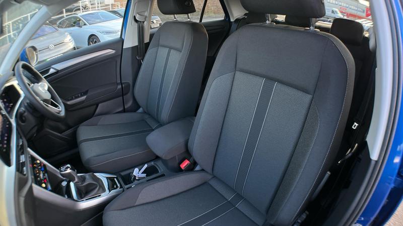 Used Volkswagen T-Roc 2025 for sale - 77211120: Photo 44