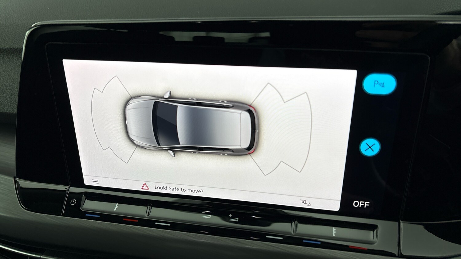 Used Volkswagen Golf 2023 for sale - 77602440: Photo 23