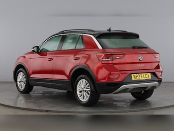 Used Volkswagen T-Roc 2023 for sale - 76488564: Photo