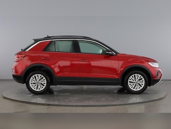 Used Volkswagen T-Roc 2023 for sale - 76488564: Photo