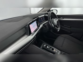 Used Volkswagen Golf 2021 for sale - 76433897: Photo