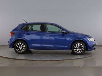 Used Volkswagen Polo 2023 for sale - 79344069: Photo