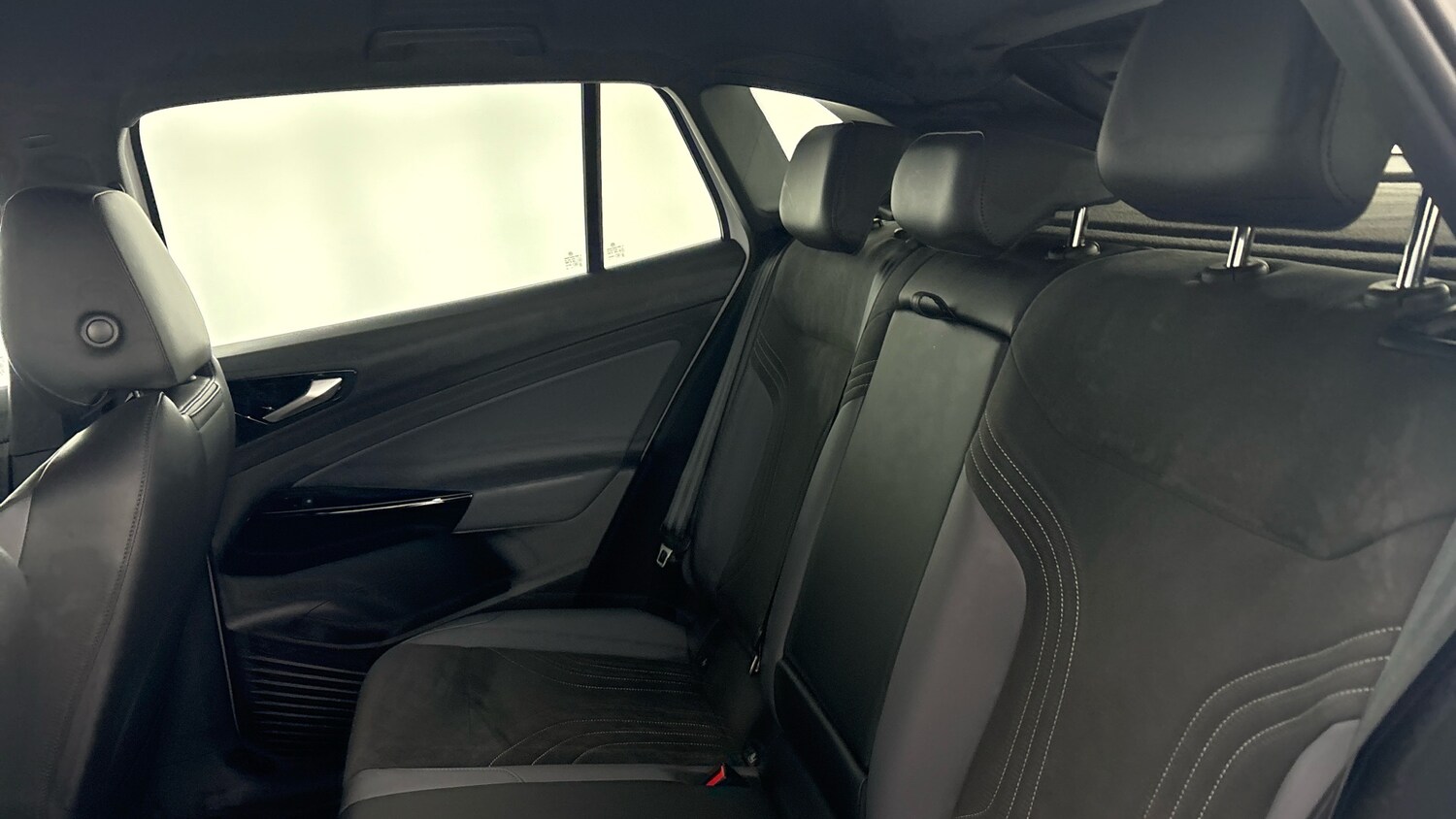 Used Volkswagen ID.4 2025 for sale - 77602302: Photo 34