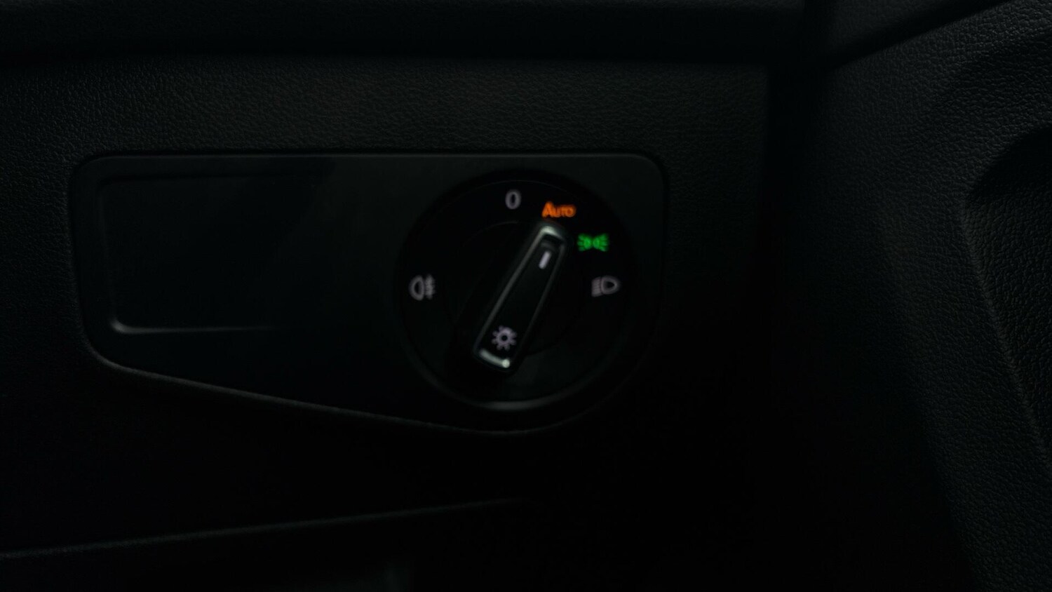 Used Volkswagen Tiguan 2022 for sale - 77715599: Photo 24