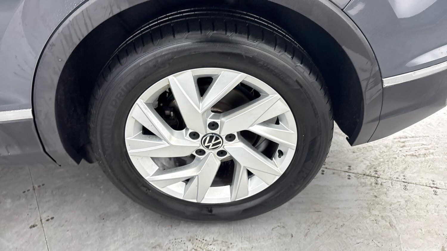 Used Volkswagen Tiguan 2022 for sale - 77715599: Photo 30