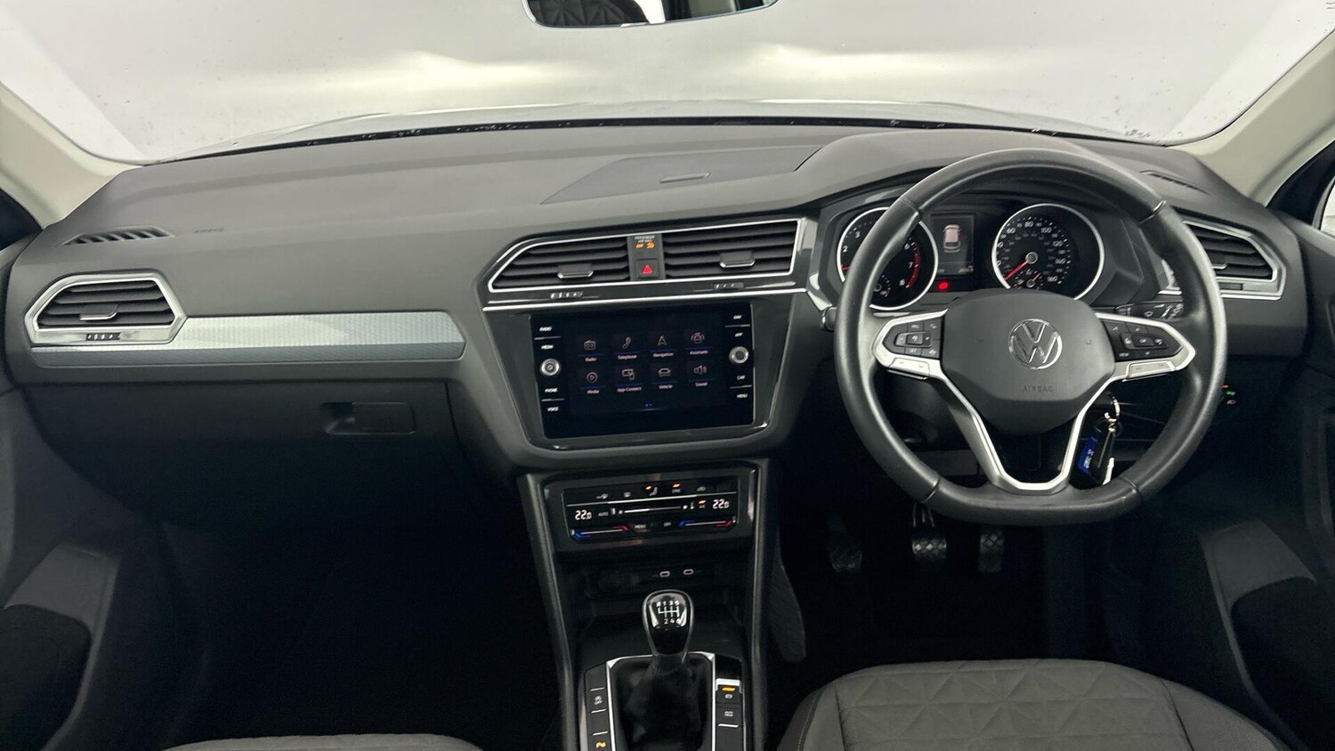 Used Volkswagen Tiguan 2022 for sale - 77715599: Photo 8