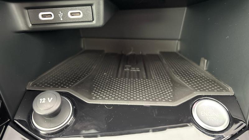 Used Volkswagen T-Roc 2025 for sale - 76862368: Photo 15