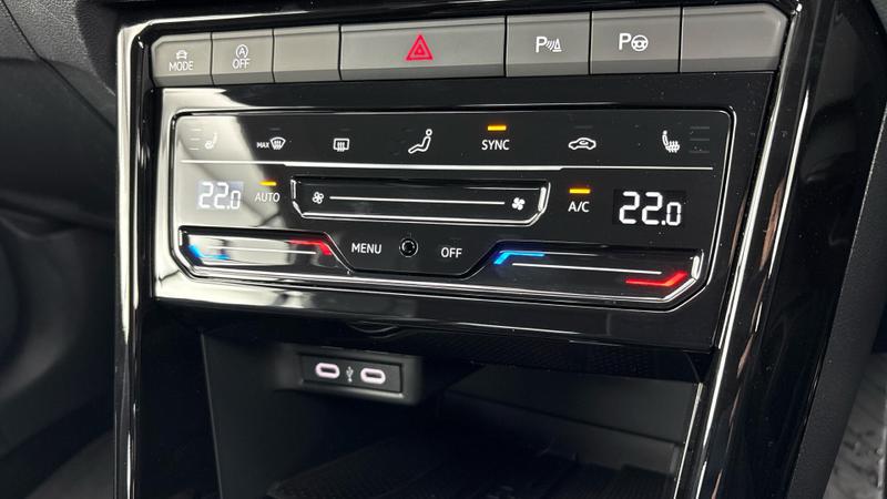 Used Volkswagen T-Roc 2025 for sale - 76862368: Photo 17