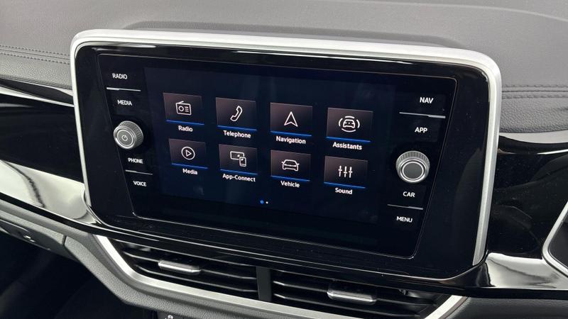 Used Volkswagen T-Roc 2025 for sale - 76862368: Photo 18