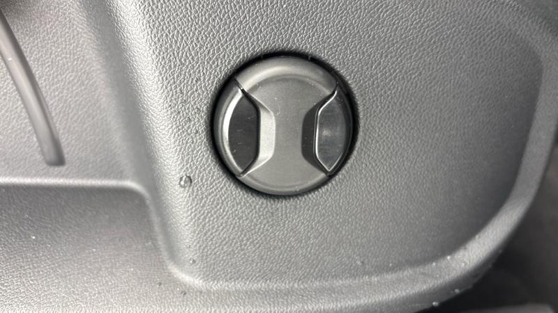 Used Volkswagen T-Roc 2025 for sale - 76862368: Photo 20