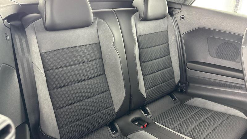 Used Volkswagen T-Roc 2025 for sale - 76862368: Photo 31