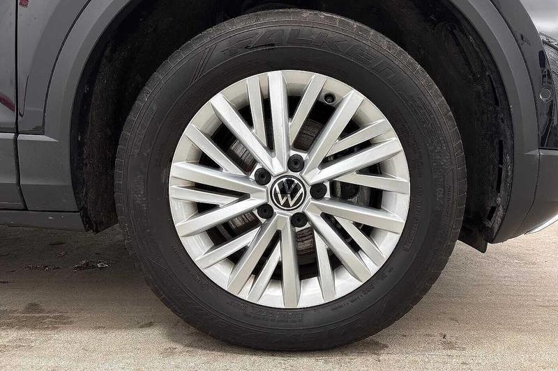 Used Volkswagen T-Roc 2024 for sale - 77186928: Photo 5