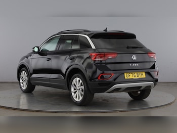 Used Volkswagen T-Roc 2025 for sale - 79150999: Photo