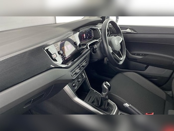 Used Volkswagen Polo 2022 for sale - 76067621: Photo