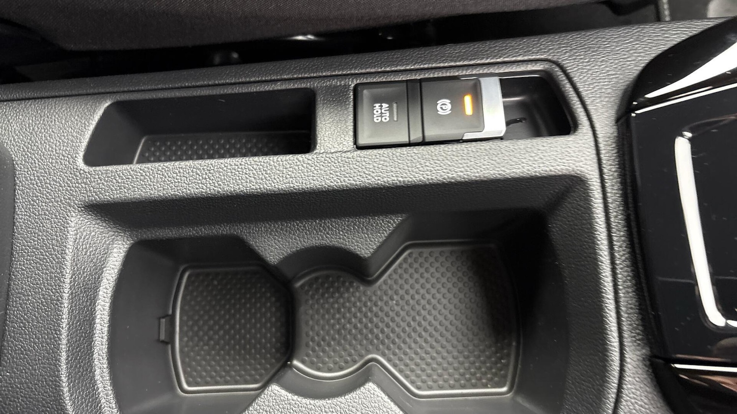 Used Volkswagen T-Roc 2025 for sale - 77881259: Photo 12