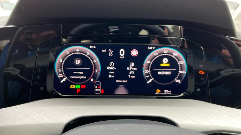 Used Volkswagen Golf 2025 for sale - 76882683: Photo 12