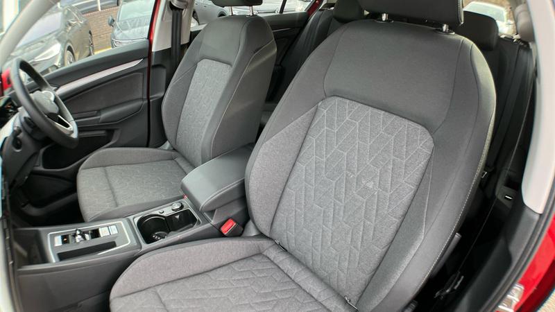 Used Volkswagen Golf 2025 for sale - 76882683: Photo 46