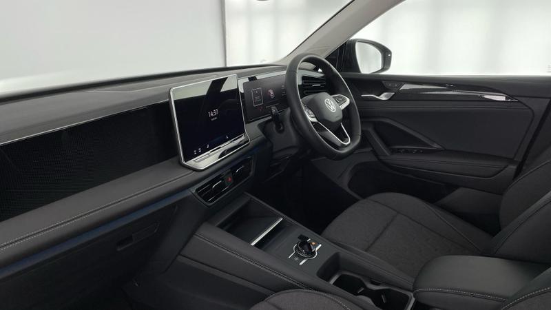 Used Volkswagen Tiguan 2024 for sale - 76255422: Photo 2