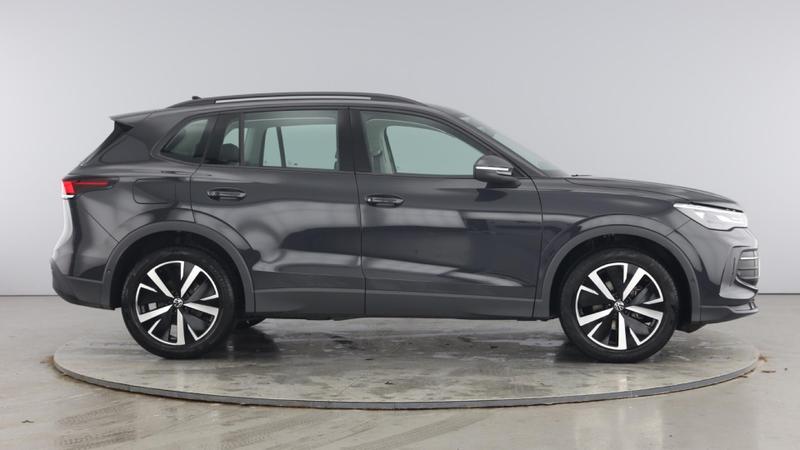 Used Volkswagen Tiguan 2024 for sale - 76255422: Photo 4