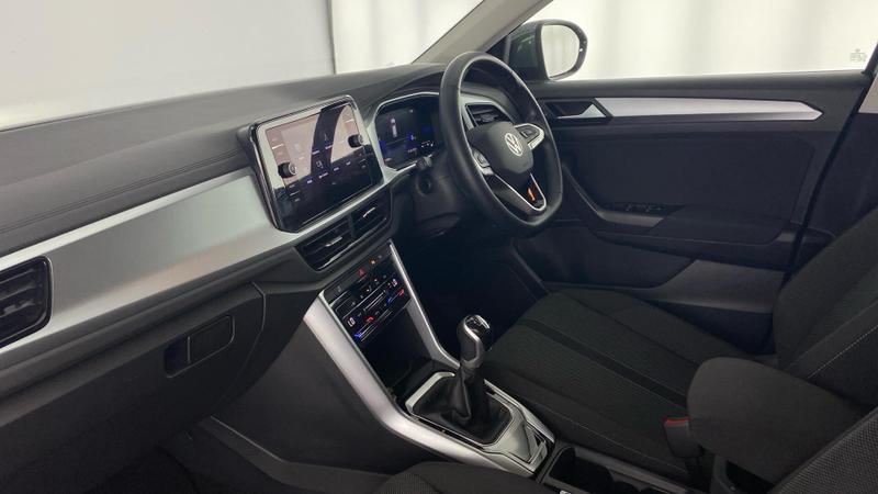 Used Volkswagen T-Roc 2022 for sale - 77339815: Photo 2